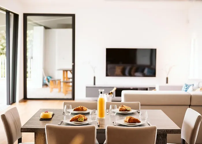 Aguarelas With Pool By Madeira Island Vila Arco da Calheta (Madeira)