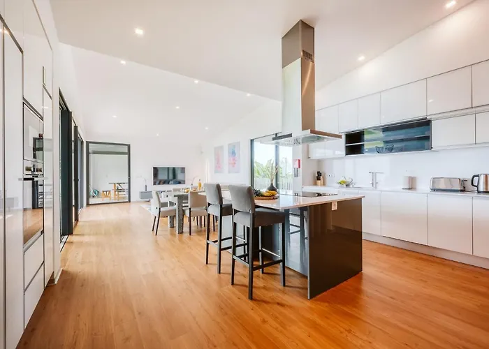 Vila Aguarelas With Pool By Madeira Island