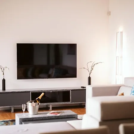 Aguarelas With Pool By Madeira Island Arco da Calheta (Madeira)