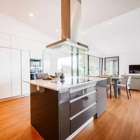 Aguarelas With Pool By Madeira Island Willa *