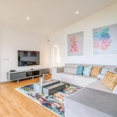 Willa Aguarelas With Pool By Madeira Island *