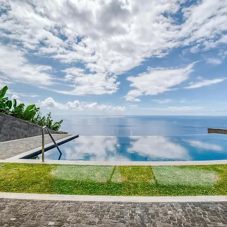 Villa Aguarelas With Pool By Madeira Island *