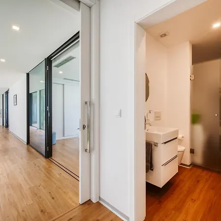 Aguarelas With Pool By Madeira Island *