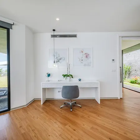 Aguarelas With Pool By Madeira Island Willa Arco da Calheta (Madeira)