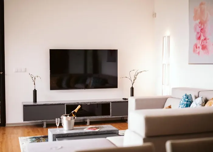 Aguarelas With Pool By Madeira Island 阿科达卡列塔