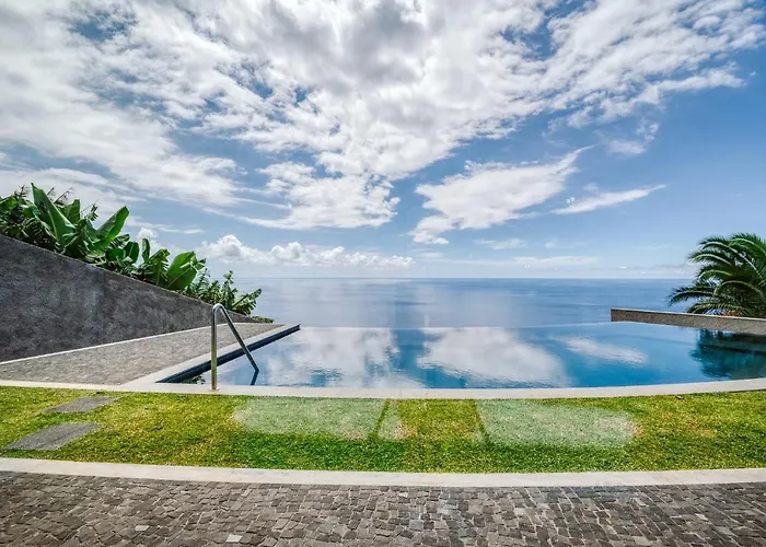 别墅 Aguarelas With Pool By Madeira Island *