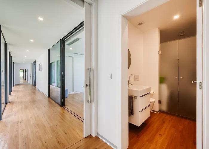 Aguarelas With Pool By Madeira Island *